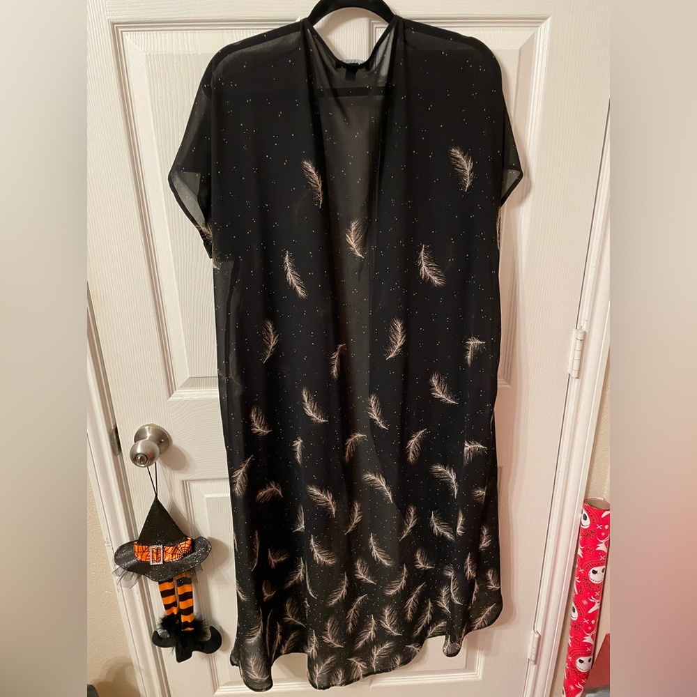 Torrid Sheer Feather Duster